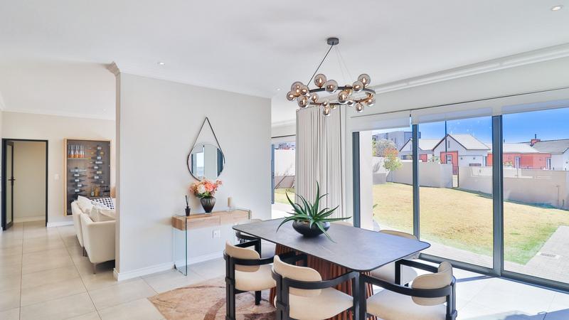 4 Bedroom Property for Sale in Midstream Heights Gauteng