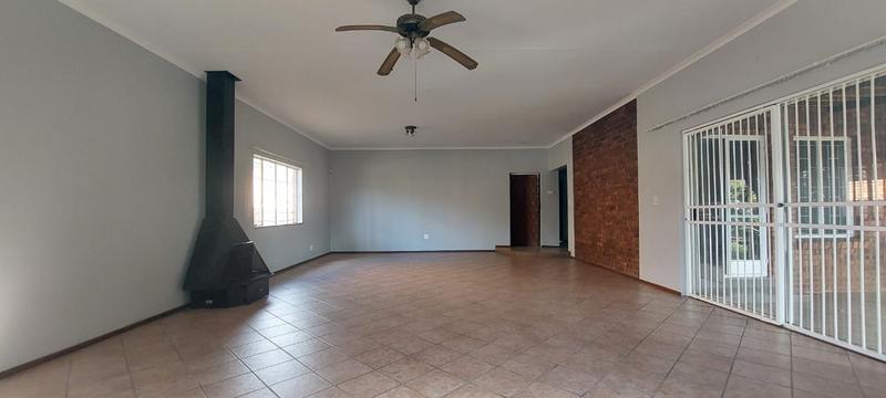 4 Bedroom Property for Sale in Chantelle Gauteng