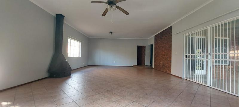 4 Bedroom Property for Sale in Chantelle Gauteng
