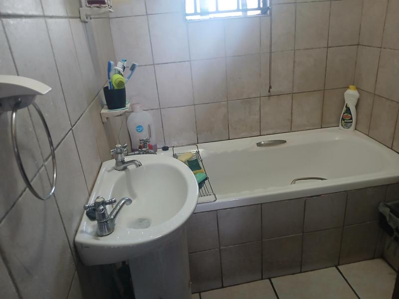2 Bedroom Property for Sale in Karenpark Gauteng