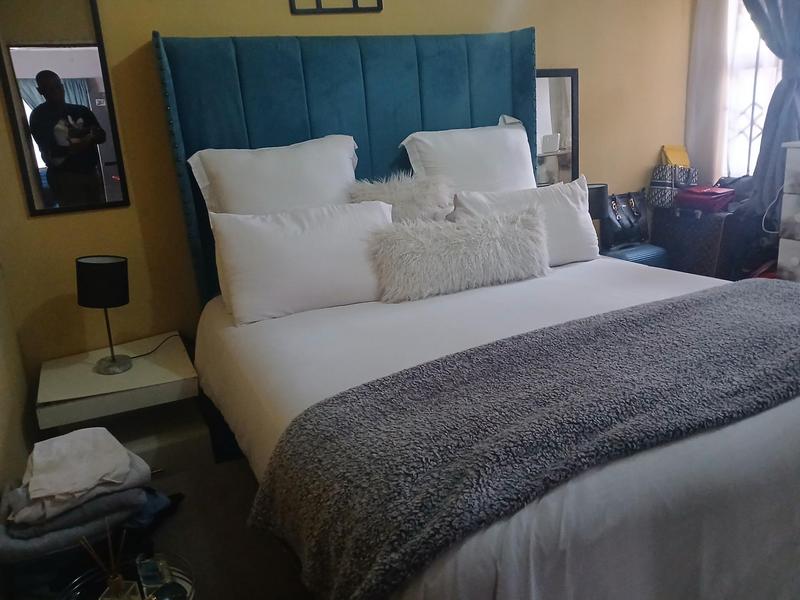 2 Bedroom Property for Sale in Karenpark Gauteng