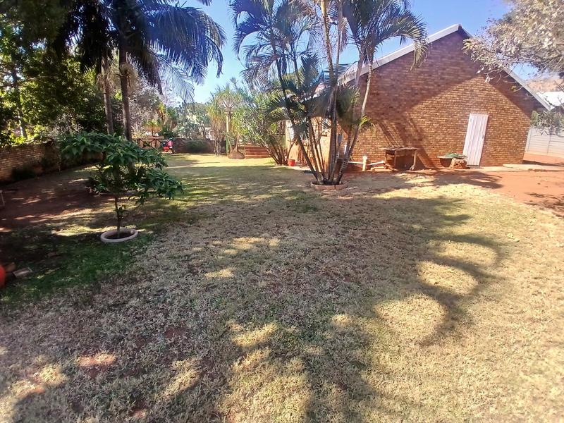 4 Bedroom Property for Sale in Ninapark Gauteng