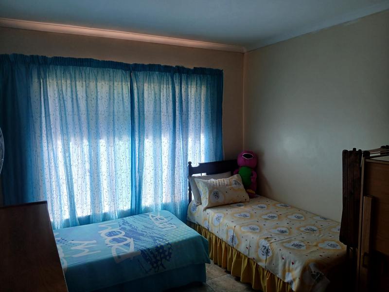 4 Bedroom Property for Sale in Ninapark Gauteng