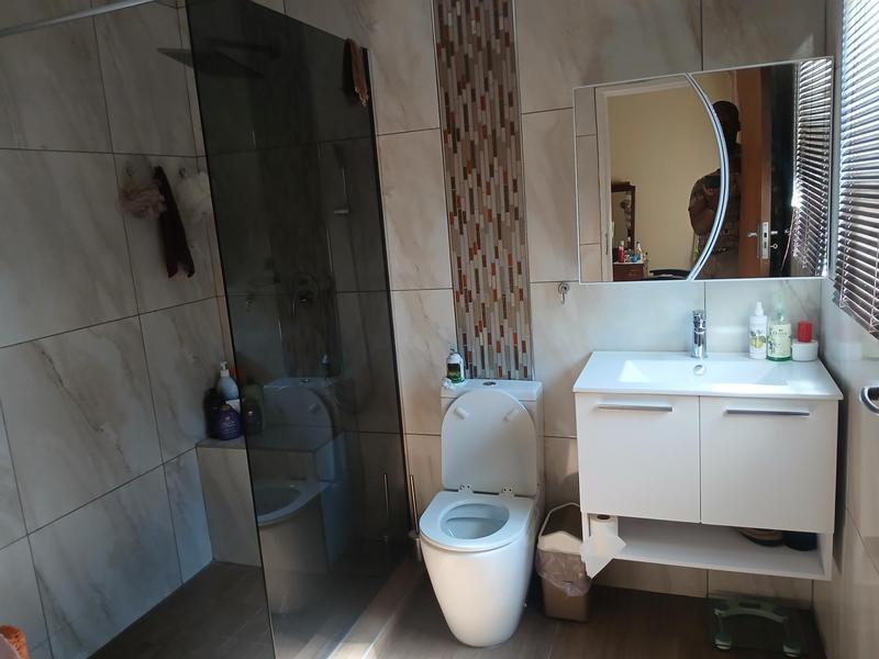 4 Bedroom Property for Sale in Ninapark Gauteng