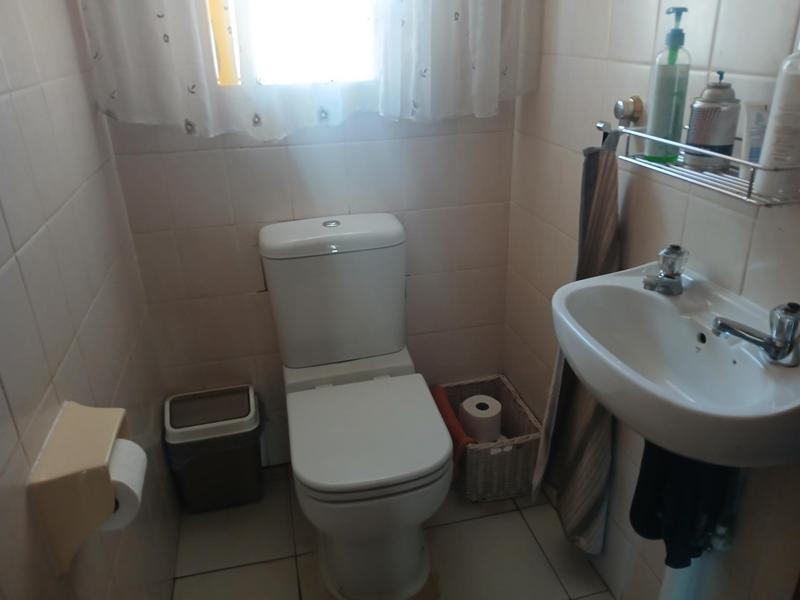4 Bedroom Property for Sale in Ninapark Gauteng