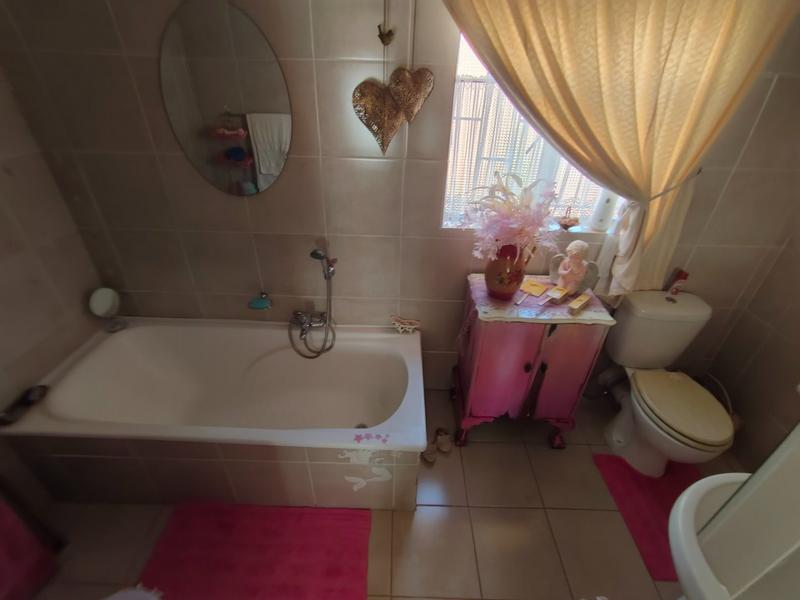 1 Bedroom Property for Sale in Clarina Gauteng