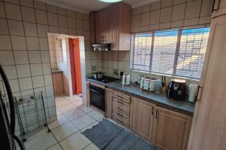 4 Bedroom Property for Sale in Florauna Gauteng