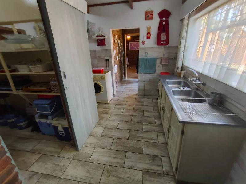 4 Bedroom Property for Sale in Karenpark Gauteng
