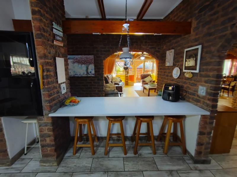 4 Bedroom Property for Sale in Karenpark Gauteng