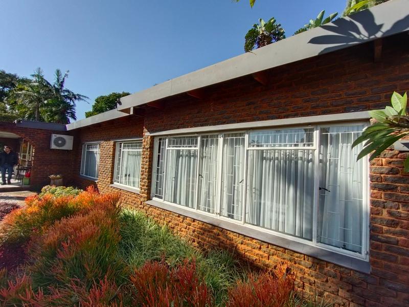 4 Bedroom Property for Sale in Karenpark Gauteng