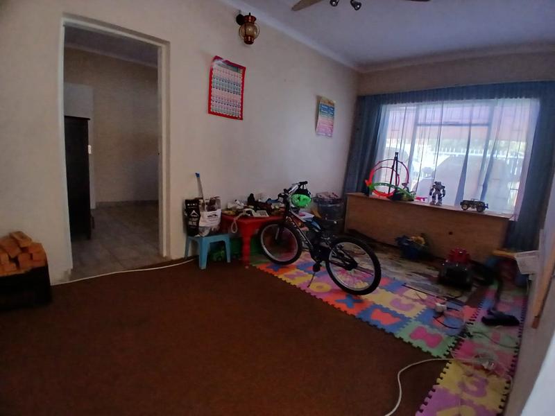 4 Bedroom Property for Sale in Magalieskruin Gauteng