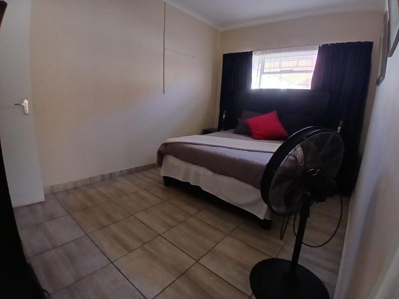 4 Bedroom Property for Sale in Magalieskruin Gauteng