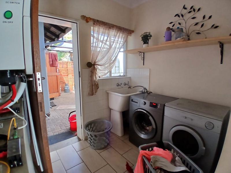 4 Bedroom Property for Sale in Magalieskruin Gauteng