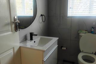 2 Bedroom Property for Sale in Pretoria North Gauteng