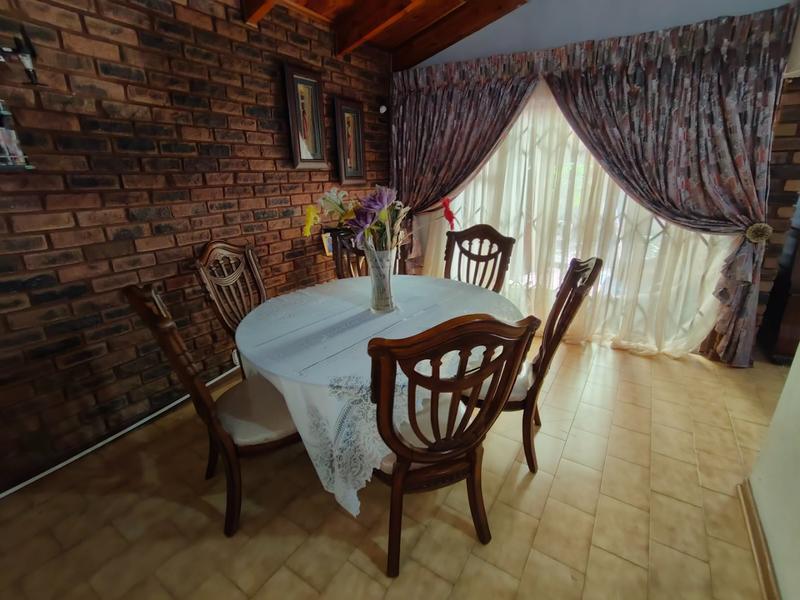 4 Bedroom Property for Sale in The Orchards Gauteng
