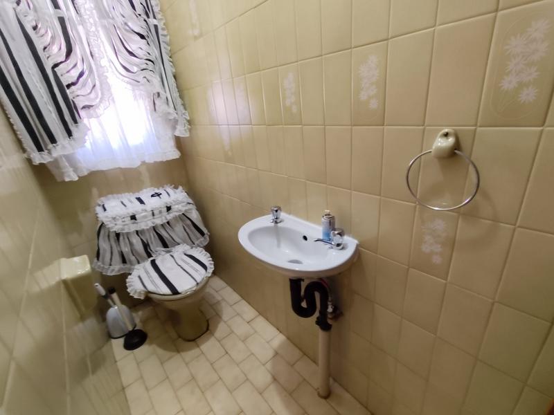 4 Bedroom Property for Sale in The Orchards Gauteng