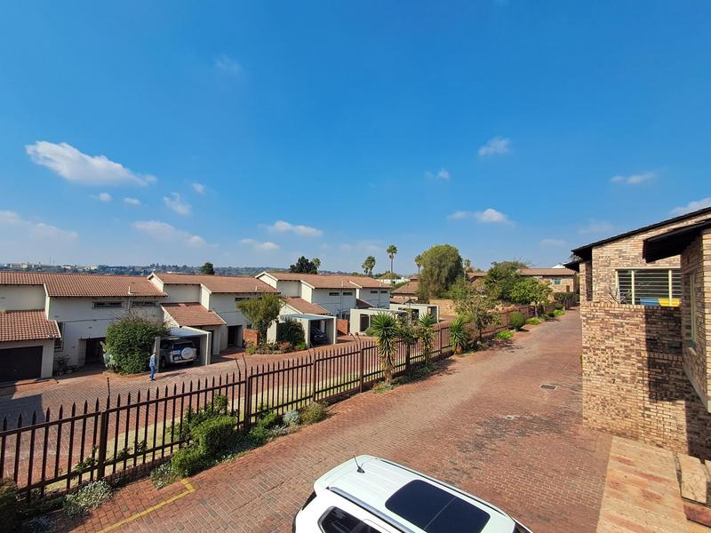 To Let 1 Bedroom Property for Rent in Edenburg Gauteng
