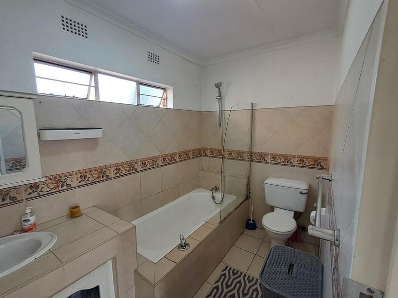 To Let 1 Bedroom Property for Rent in Edenburg Gauteng