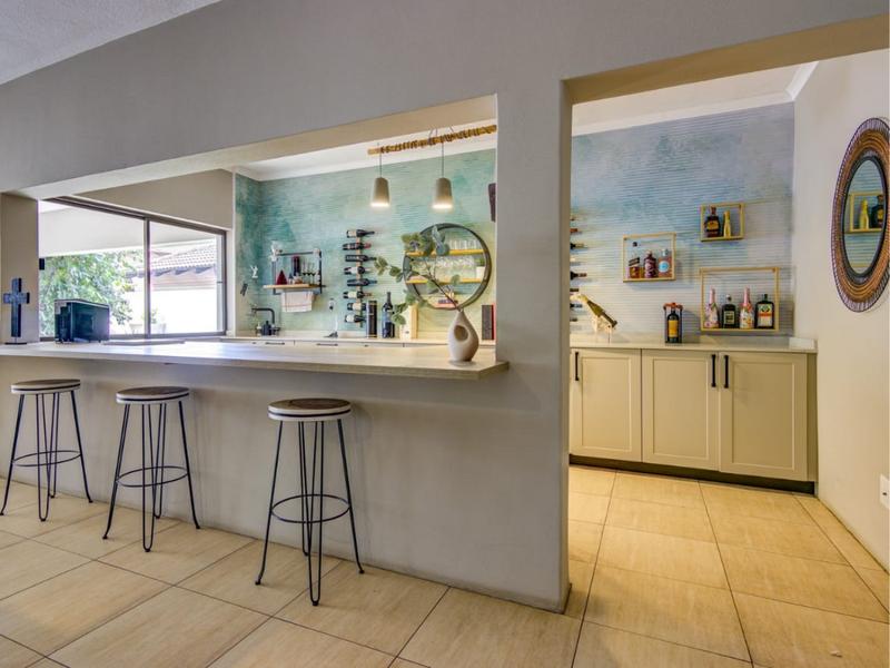 To Let 4 Bedroom Property for Rent in Blue Gill Estate Gauteng