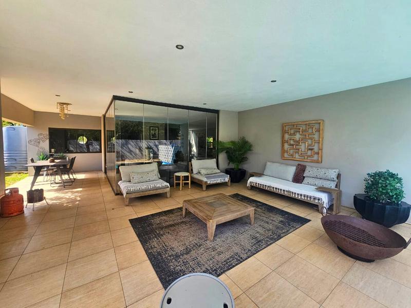 To Let 4 Bedroom Property for Rent in Blue Gill Estate Gauteng