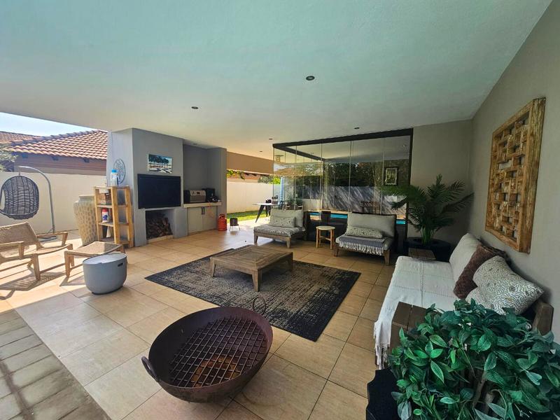 To Let 4 Bedroom Property for Rent in Blue Gill Estate Gauteng