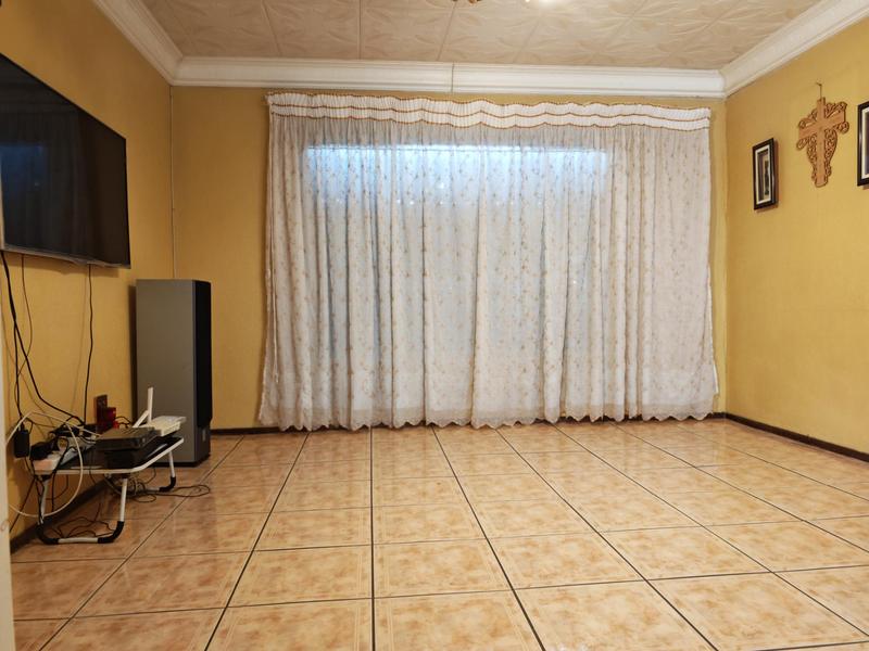 3 Bedroom Property for Sale in Kagiso Gauteng
