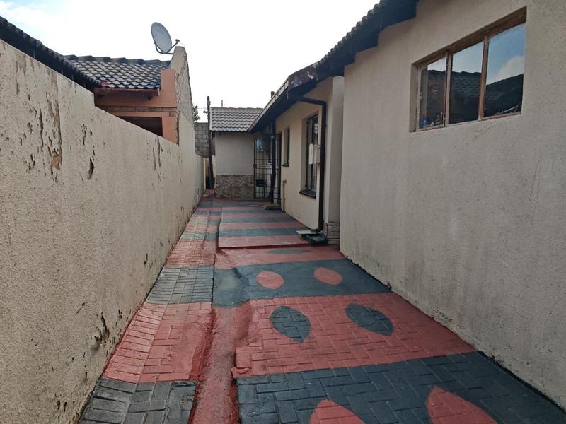 3 Bedroom Property for Sale in Kagiso Gauteng