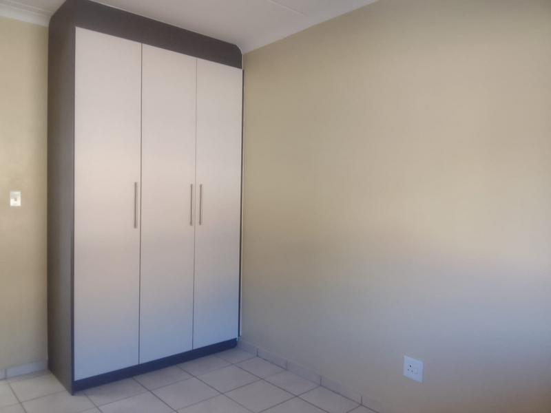 To Let 2 Bedroom Property for Rent in Rynfield A H Gauteng