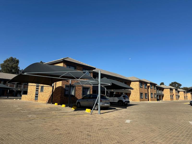 To Let 2 Bedroom Property for Rent in Cloverdene Gauteng