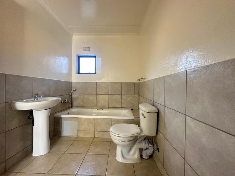 To Let 2 Bedroom Property for Rent in Cloverdene Gauteng