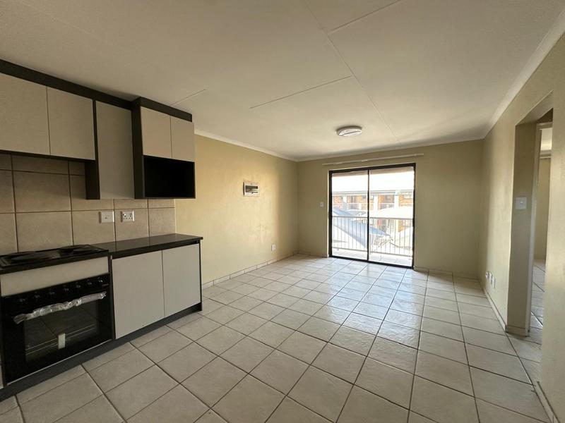 To Let 2 Bedroom Property for Rent in Cloverdene Gauteng