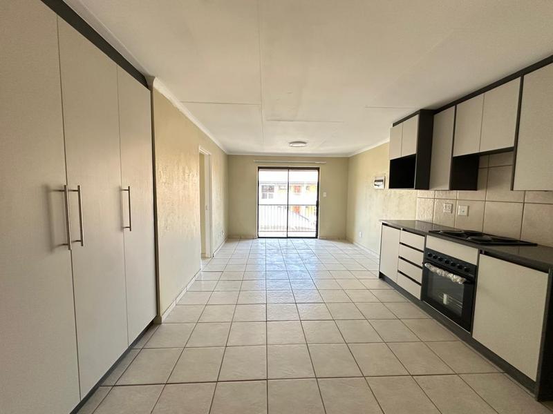 To Let 3 Bedroom Property for Rent in Cloverdene Gauteng