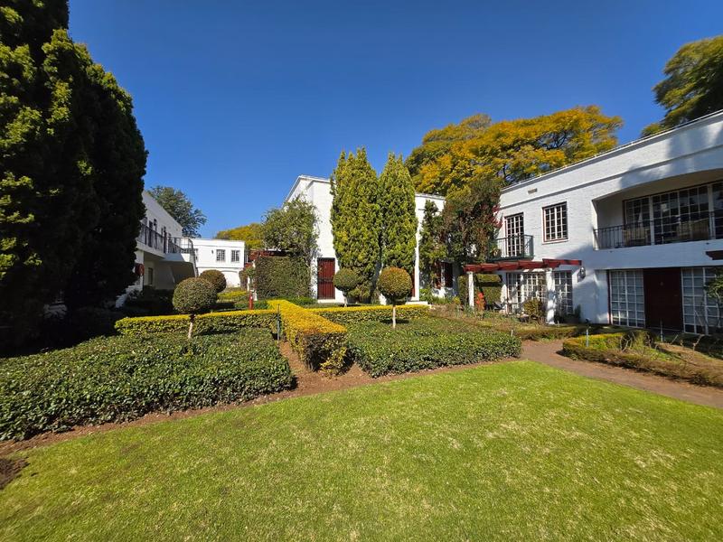 To Let 1 Bedroom Property for Rent in Saxonwold Gauteng