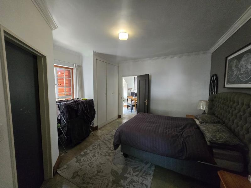 To Let 1 Bedroom Property for Rent in Saxonwold Gauteng