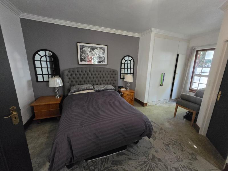 To Let 1 Bedroom Property for Rent in Saxonwold Gauteng