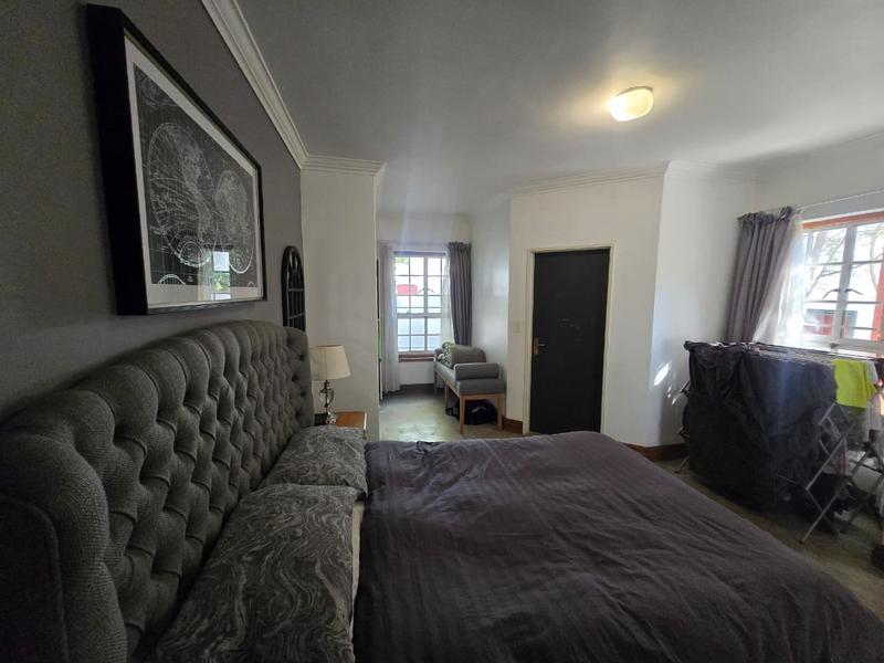To Let 1 Bedroom Property for Rent in Saxonwold Gauteng