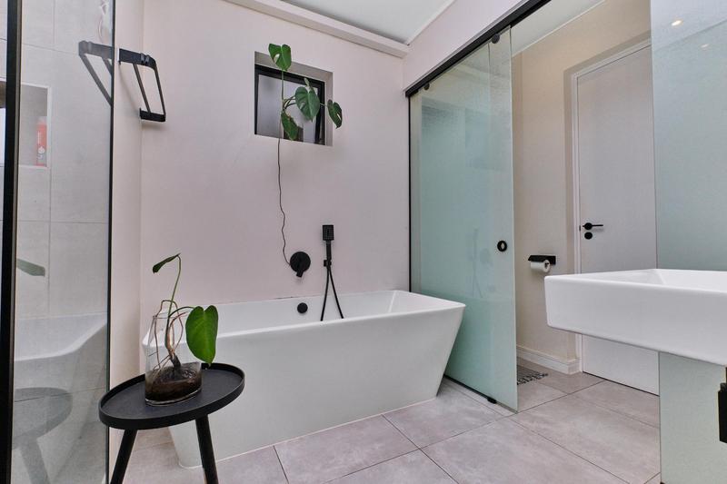 To Let 1 Bedroom Property for Rent in Hyde Park Gauteng