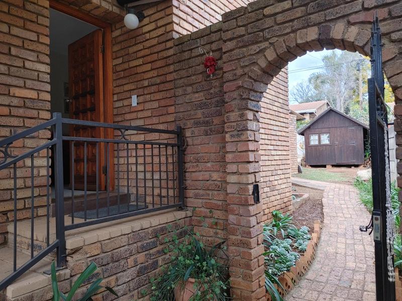 To Let 3 Bedroom Property for Rent in Garsfontein Gauteng