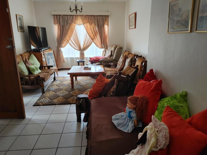 To Let 3 Bedroom Property for Rent in Garsfontein Gauteng