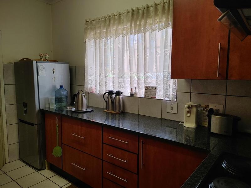 To Let 3 Bedroom Property for Rent in Garsfontein Gauteng