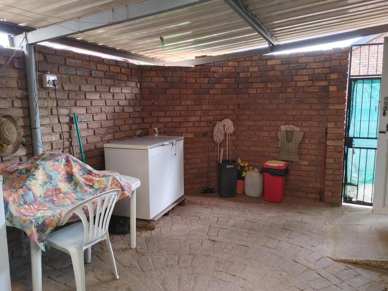 To Let 3 Bedroom Property for Rent in Garsfontein Gauteng