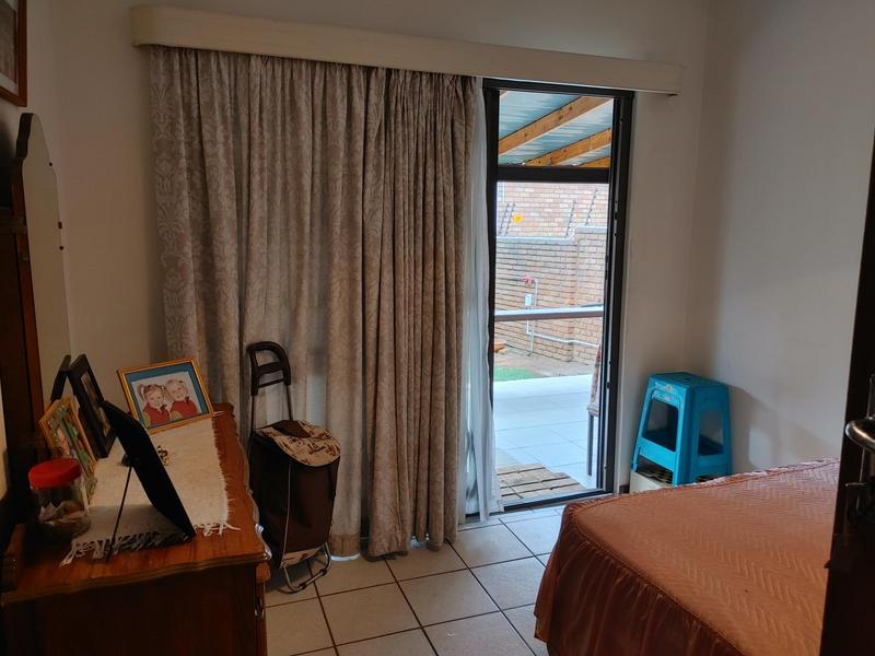 To Let 3 Bedroom Property for Rent in Garsfontein Gauteng