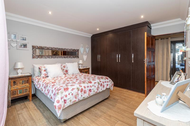 4 Bedroom Property for Sale in Homes Haven Gauteng