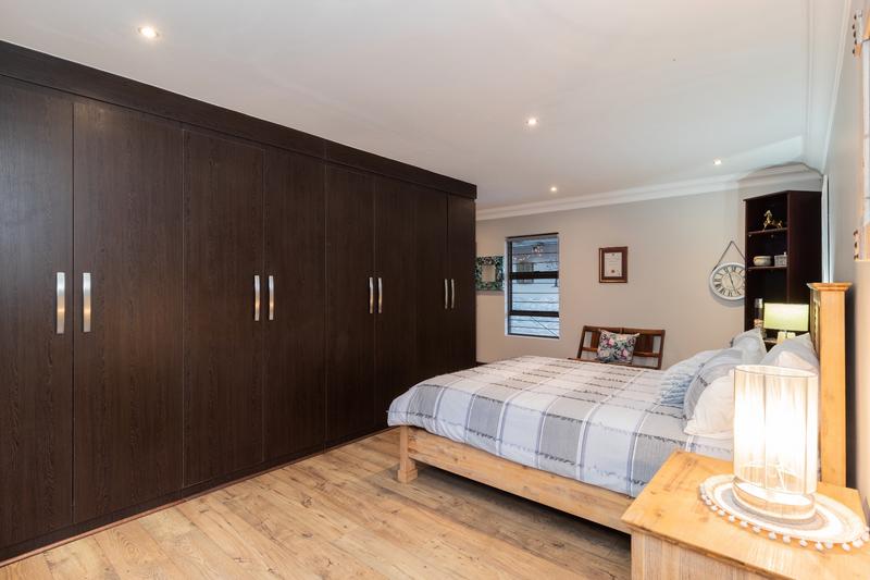 4 Bedroom Property for Sale in Homes Haven Gauteng