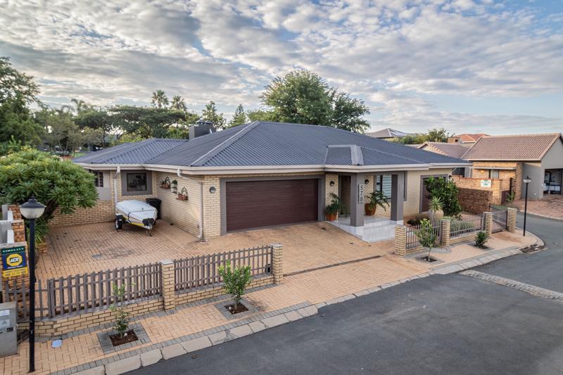 4 Bedroom Property for Sale in Homes Haven Gauteng