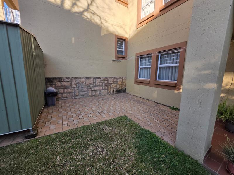 To Let 2 Bedroom Property for Rent in Sunninghill Gauteng