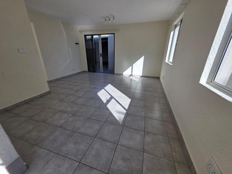 2 Bedroom Property for Sale in Sunninghill Gauteng
