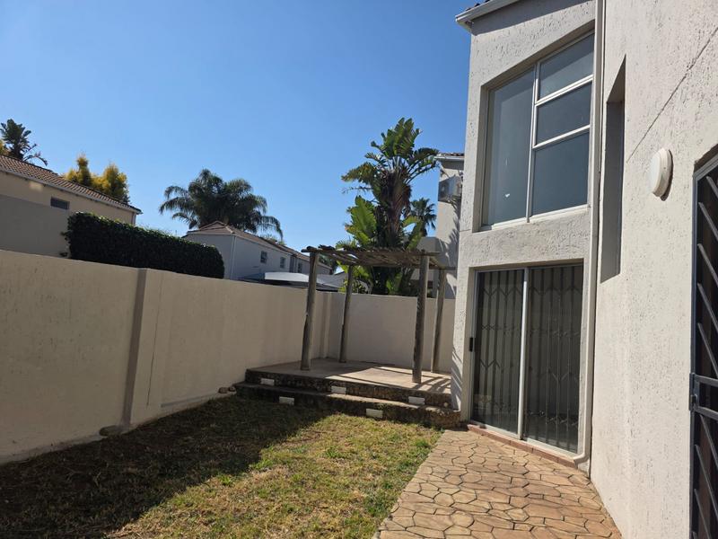 2 Bedroom Property for Sale in Sunninghill Gauteng