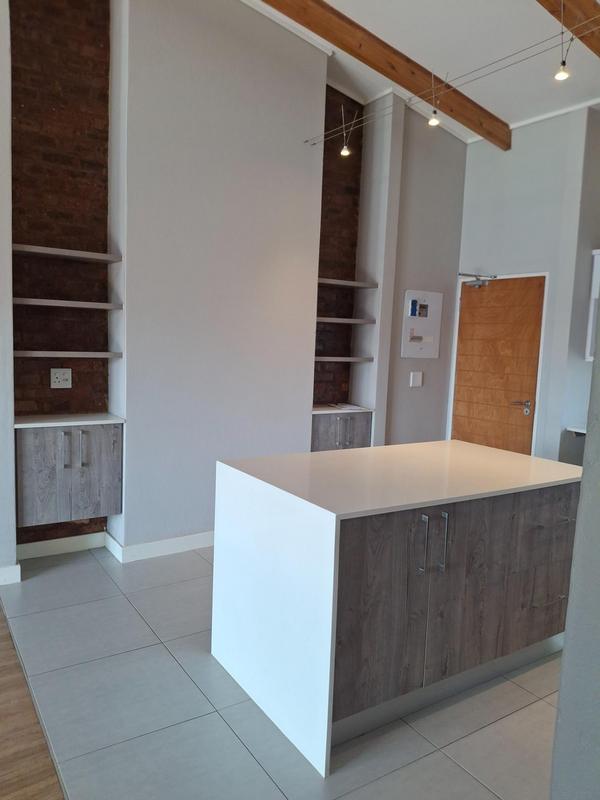 To Let 2 Bedroom Property for Rent in Linden Gauteng