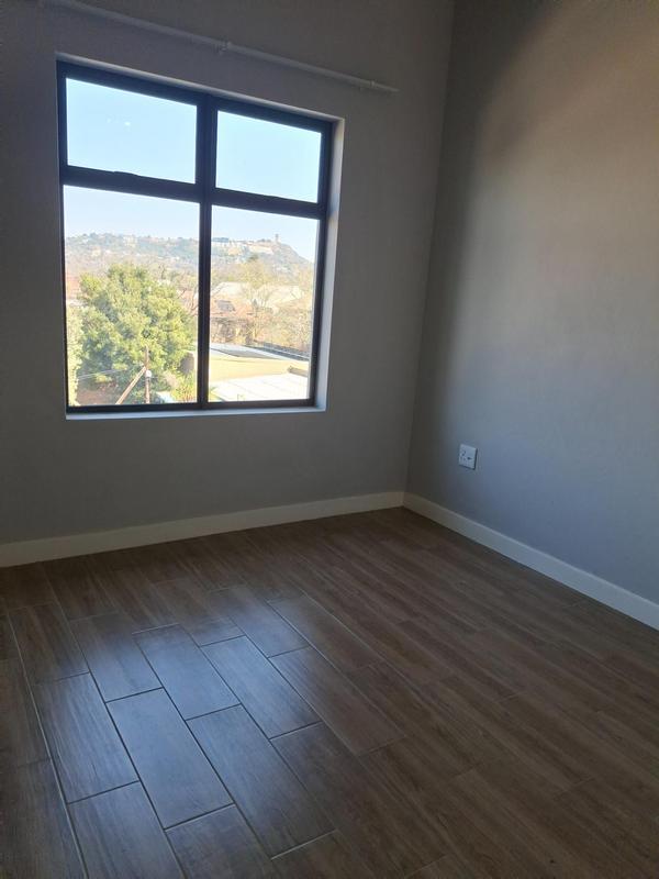 To Let 2 Bedroom Property for Rent in Linden Gauteng